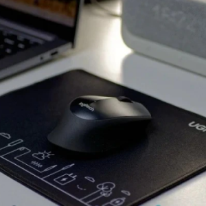UGREEN CY016 Mouse Pad UG-CY016 – Smooth, Anti-Slip Surface for Gaming & Office Use with a reliable non-slip base and comfortable surface.